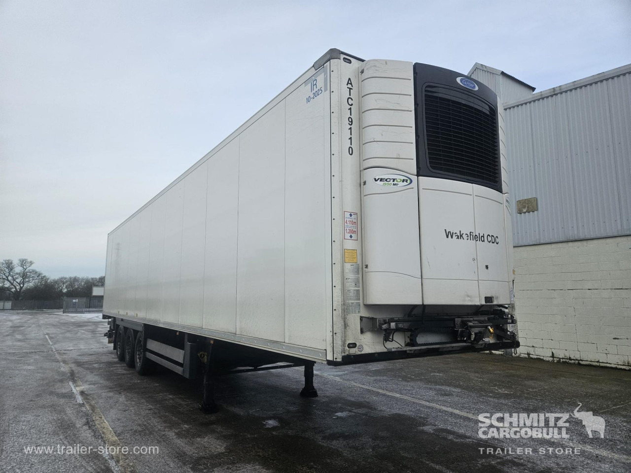 SCHMITZ Reefer Multitemp Taillift - Semirremolque isotérmico: foto 1 SCHMITZ Reefer Multitemp Taillift - Semirremolque isotérmico: foto 1