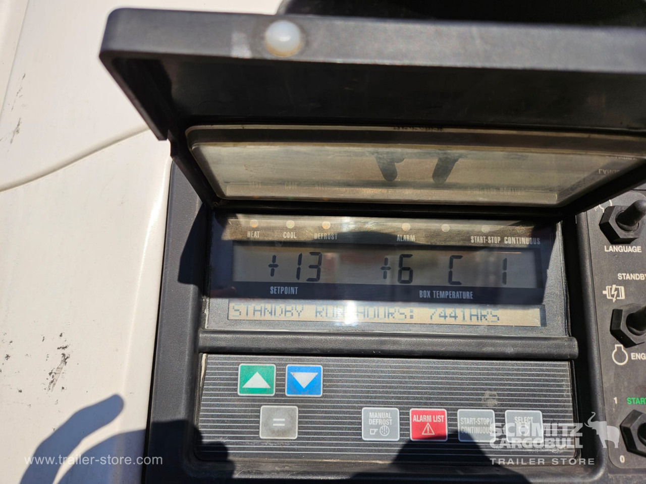 SCHMITZ Reefer Multitemp Taillift - Semirremolque isotérmico: foto 4 SCHMITZ Reefer Multitemp Taillift - Semirremolque isotérmico: foto 4