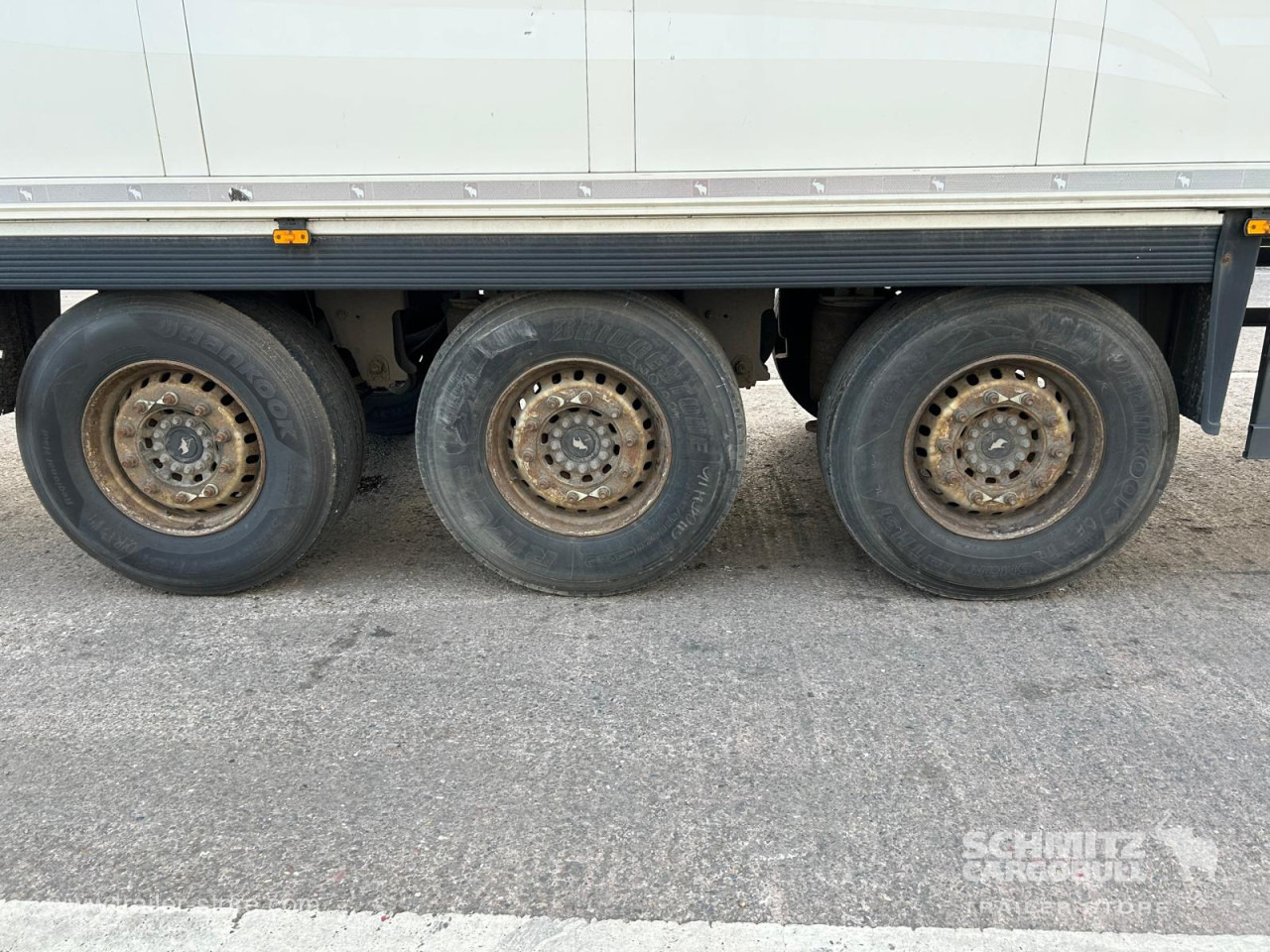 SCHMITZ Reefer Standard - Semirremolque isotérmico: foto 4 SCHMITZ Reefer Standard - Semirremolque isotérmico: foto 4