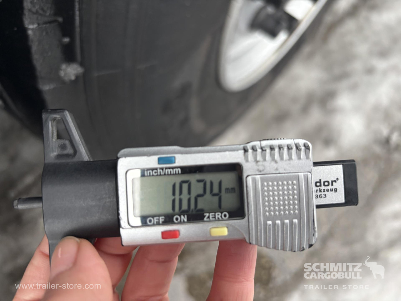 SCHMITZ Curtainsider Standard - Semirremolque lona: foto 2 SCHMITZ Curtainsider Standard - Semirremolque lona: foto 2