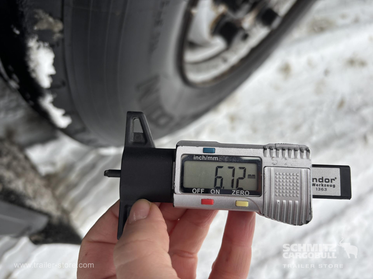 SCHMITZ Curtainsider Standard - Semirremolque lona: foto 2 SCHMITZ Curtainsider Standard - Semirremolque lona: foto 2