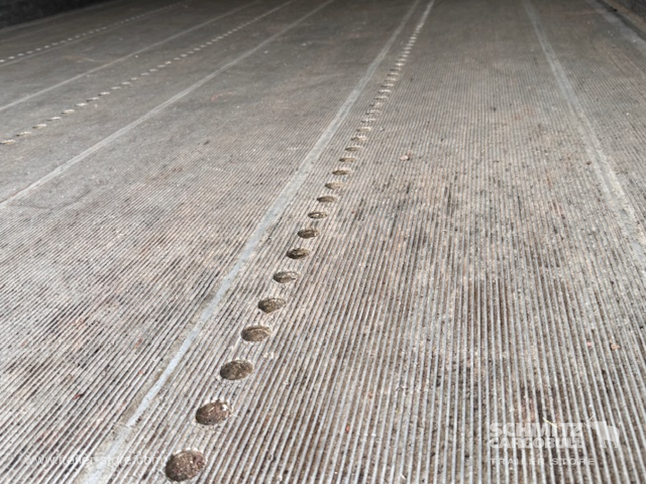 SCHMITZ Oplegger Vries Standard Taillift - Semirremolque isotérmico: foto 5 SCHMITZ Oplegger Vries Standard Taillift - Semirremolque isotérmico: foto 5