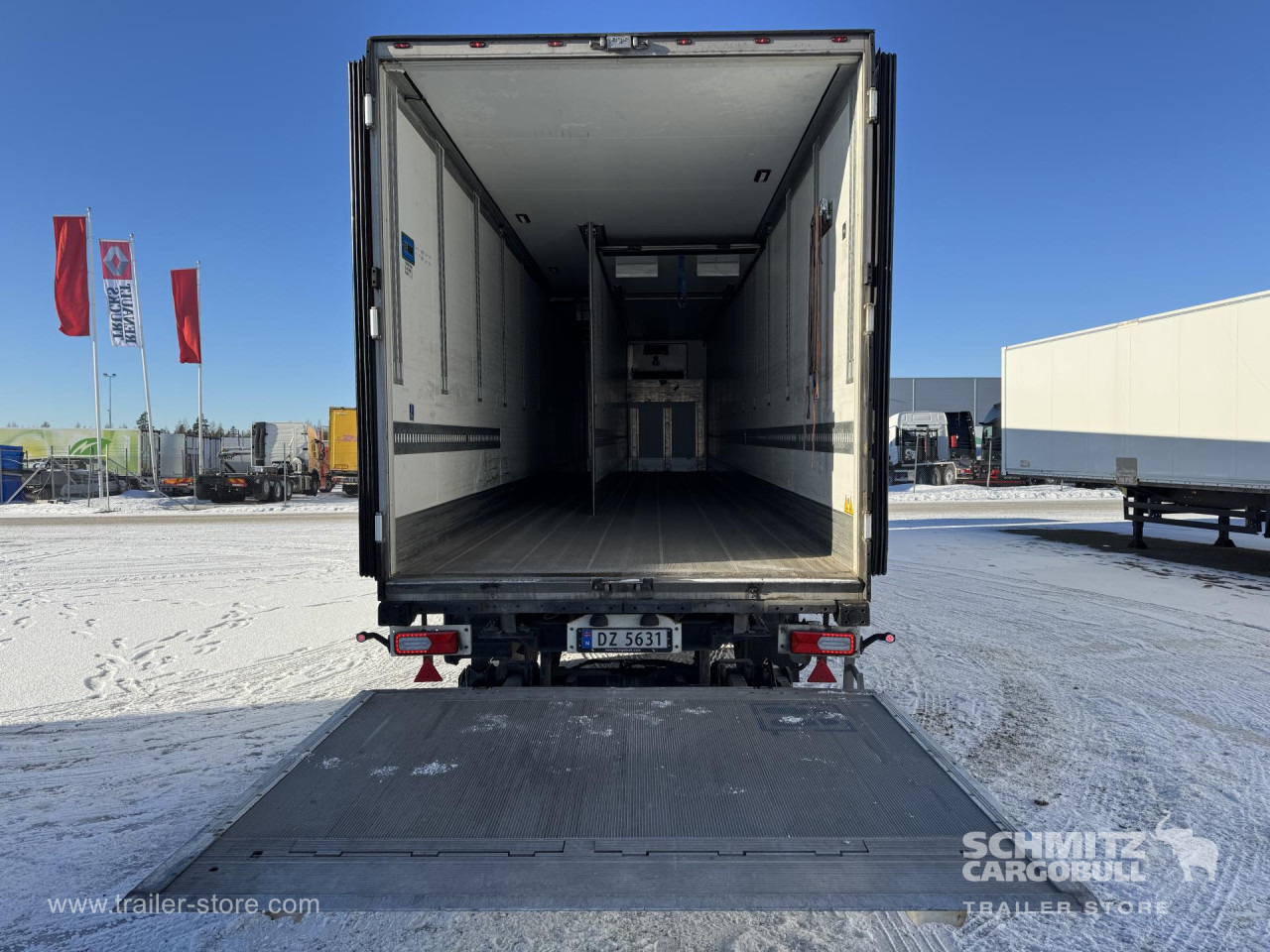 SCHMITZ Kjølekasse Standard Double deck Taillift - Semirremolque isotérmico: foto 3 SCHMITZ Kjølekasse Standard Double deck Taillift - Semirremolque isotérmico: foto 3