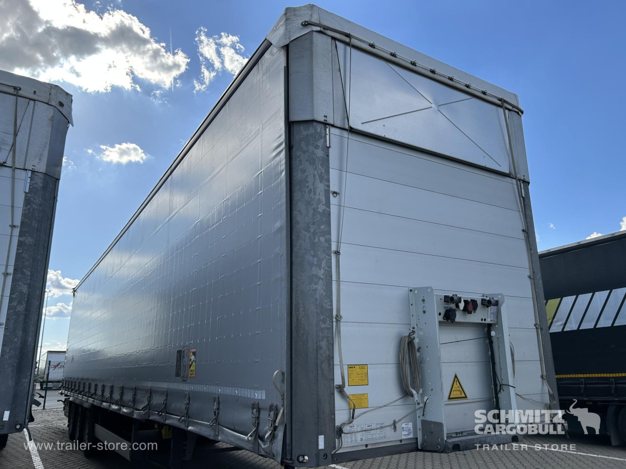 SCHMITZ Curtainsider Mega - Semirremolque lona: foto 1 SCHMITZ Curtainsider Mega - Semirremolque lona: foto 1