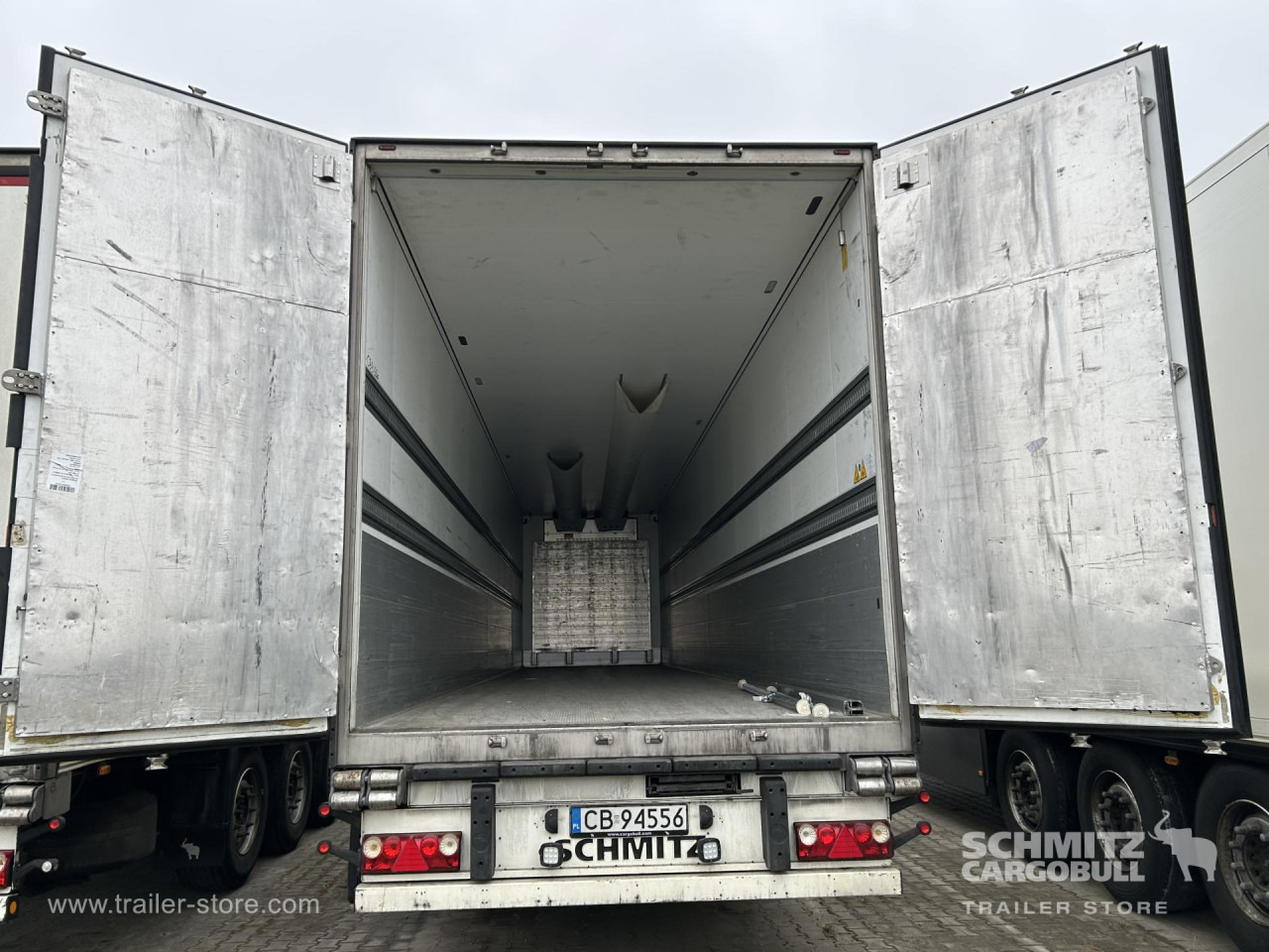 SCHMITZ Reefer Standard - Semirremolque isotérmico: foto 4 SCHMITZ Reefer Standard - Semirremolque isotérmico: foto 4