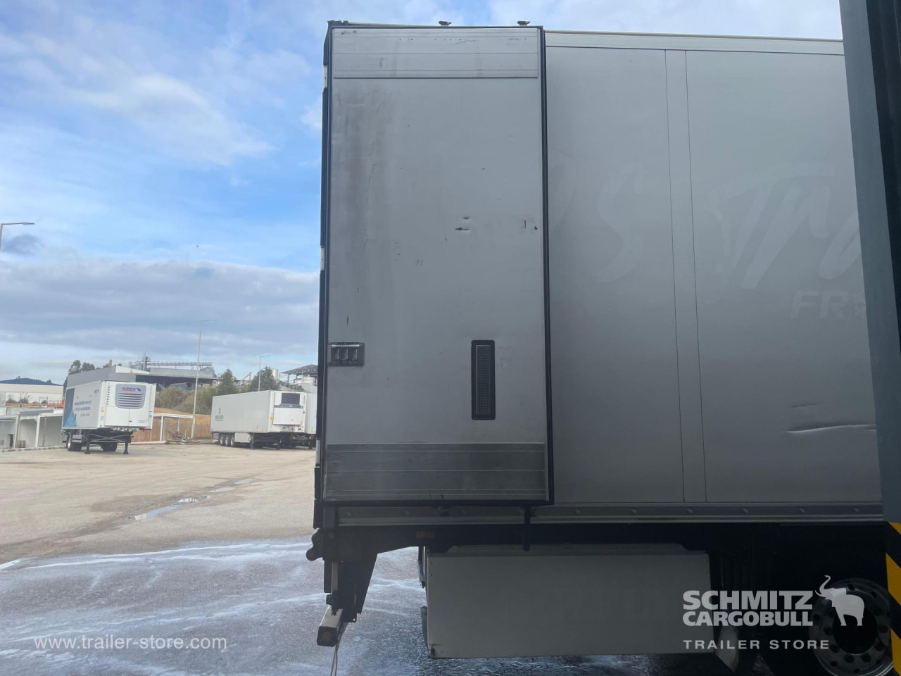 SCHMITZ Reefer Multitemp - Semirremolque isotérmico: foto 4 SCHMITZ Reefer Multitemp - Semirremolque isotérmico: foto 4