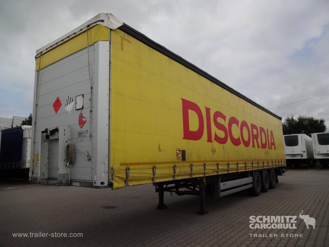 SCHMITZ Curtainsider Standard - Semirremolque lona: foto 1 SCHMITZ Curtainsider Standard - Semirremolque lona: foto 1