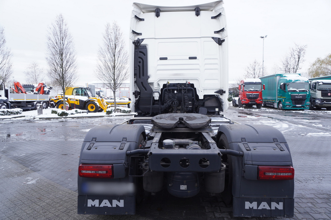 MAN TGX 18.510 E6 4×2 tractor unit / Retarder / Sleeper cab / 2023 / 4 units - Cabeza tractora: foto 4 MAN TGX 18.510 E6 4×2 tractor unit / Retarder / Sleeper cab / 2023 / 4 units - Cabeza tractora: foto 4