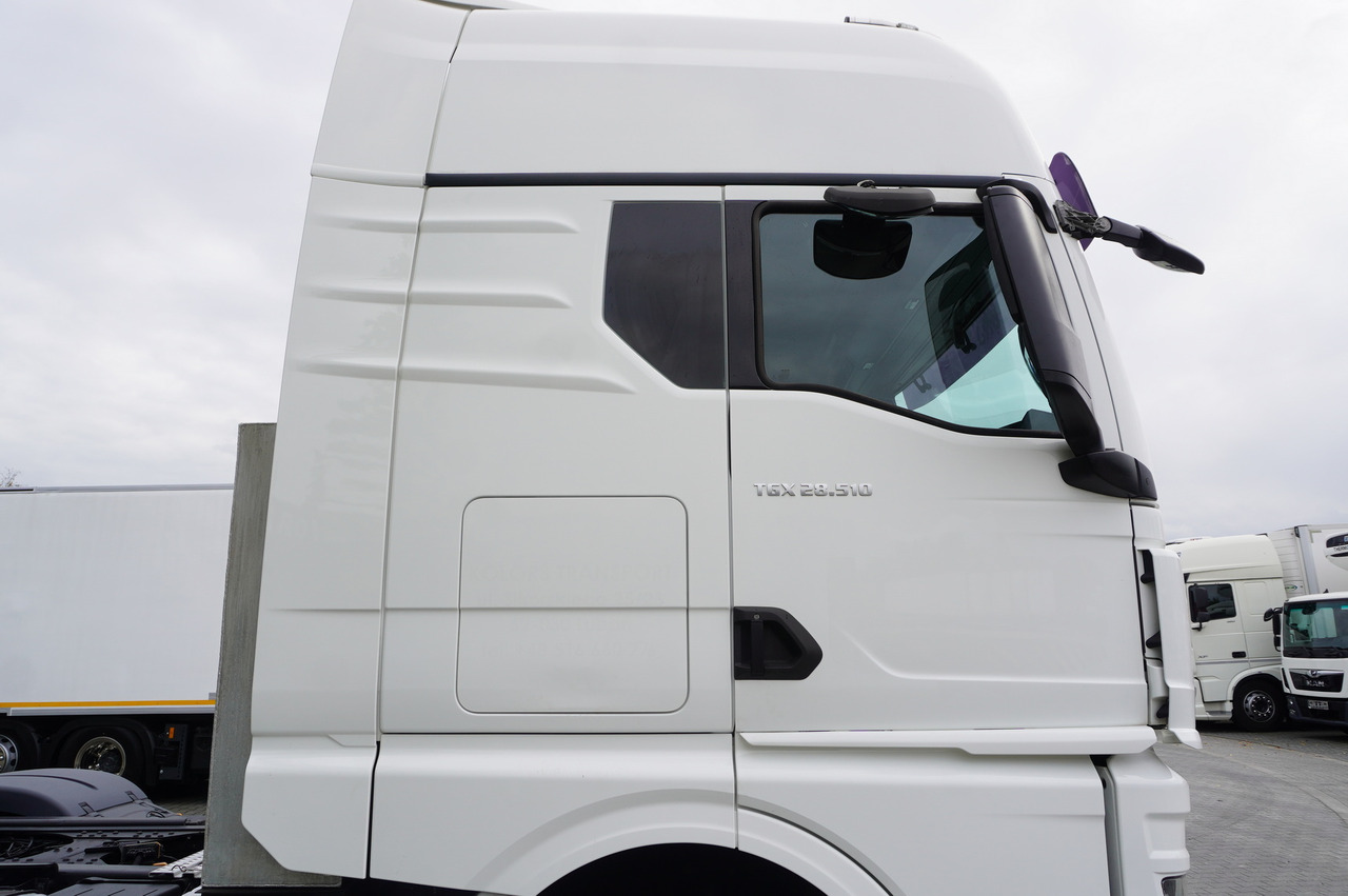 Cabeza tractora MAN TGX 28.510 6x2 / Sleeper cab / NEW tires / GVW 65 t: foto 15 Cabeza tractora MAN TGX 28.510 6x2 / Sleeper cab / NEW tires / GVW 65 t: foto 15