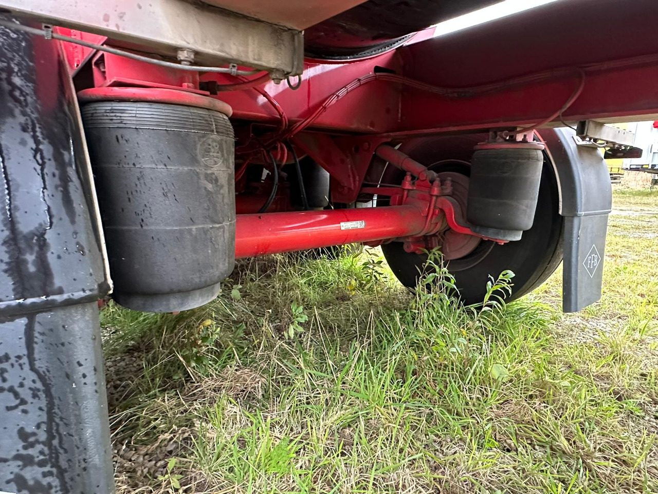 Semirremolque silo FELDBINDER 334C 15 A-1-1-40 Silo tank / 66 m3 / 2022 / 20 units: foto 14