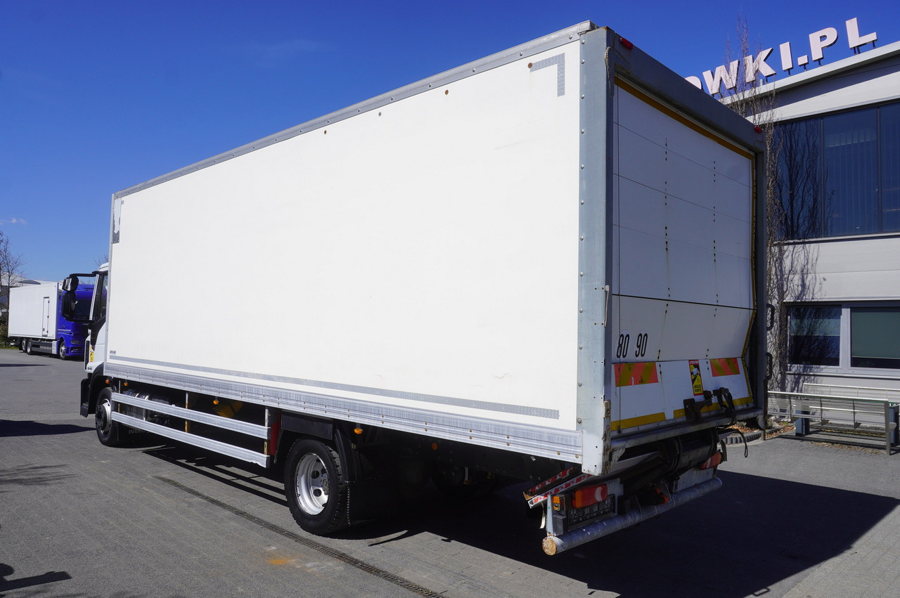 IVECO 120-190 / 160 thousand km !!! / Box 18 EPAL / Dhollandia lift 1500 kg - Camión caja cerrada: foto 3 IVECO 120-190 / 160 thousand km !!! / Box 18 EPAL / Dhollandia lift 1500 kg - Camión caja cerrada: foto 3