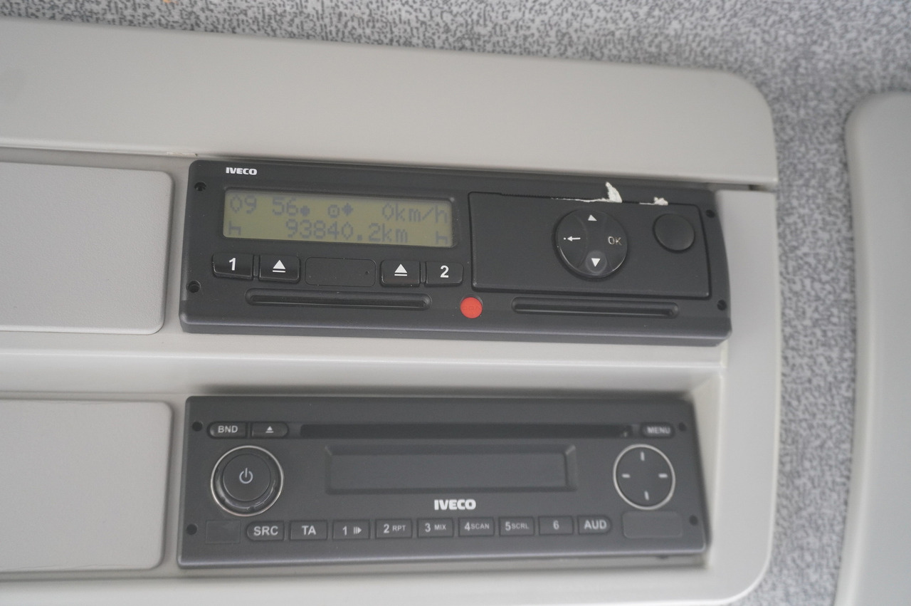 IVECO Eurocargo 150 E25 / 90 tho. km !!! / Tow truck - Camión portavehículos: foto 3 IVECO Eurocargo 150 E25 / 90 tho. km !!! / Tow truck - Camión portavehículos: foto 3