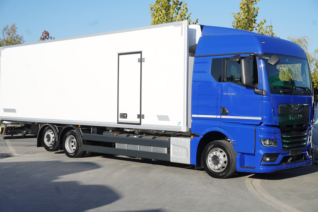 MAN New Refrigerator MAN TGX 26.400 / IGLOOCAR 23 pallets / Carrier Supra 1150 - Camión isotérmico: foto 2 MAN New Refrigerator MAN TGX 26.400 / IGLOOCAR 23 pallets / Carrier Supra 1150 - Camión isotérmico: foto 2