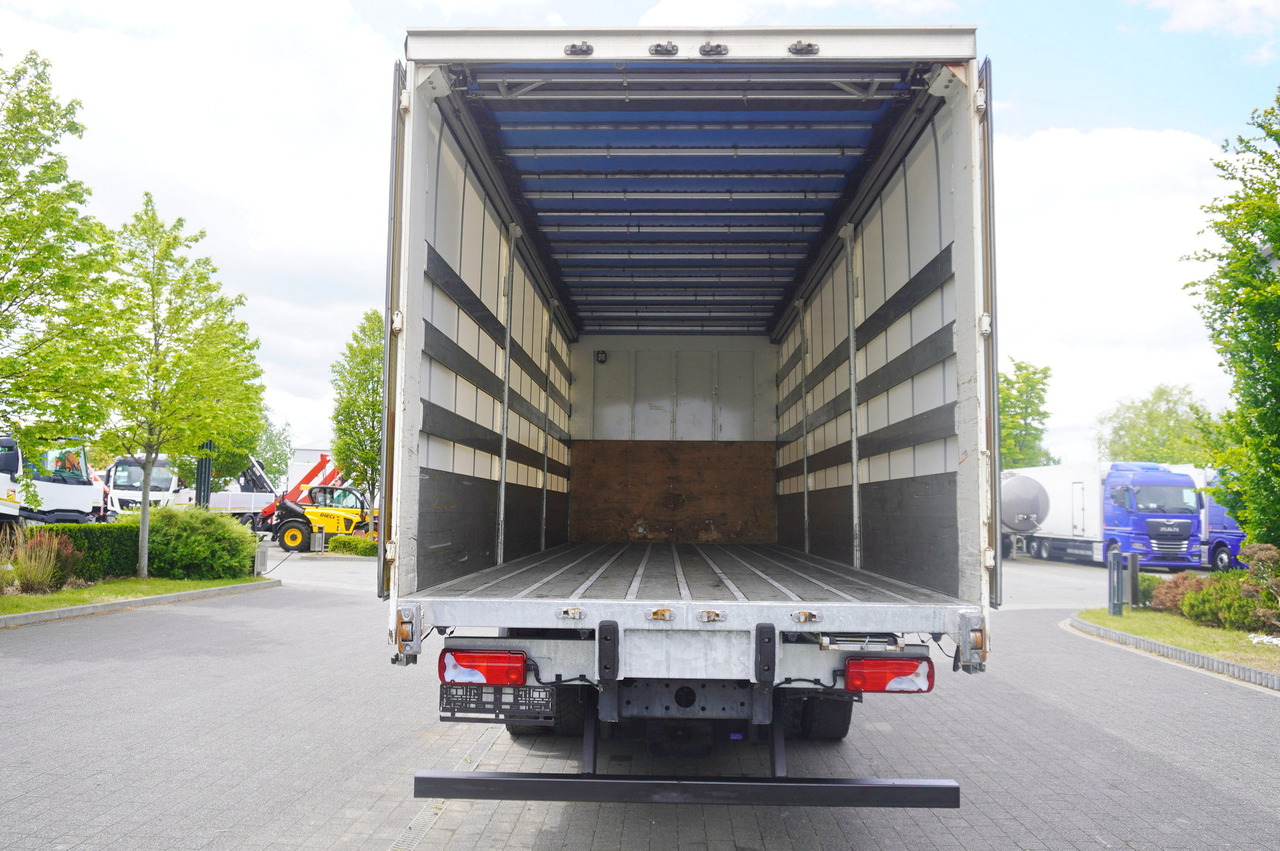 MAN TGS 18.440 / 19 EPAL curtainsider / Sleeper cab - Camión lona: foto 4 MAN TGS 18.440 / 19 EPAL curtainsider / Sleeper cab - Camión lona: foto 4