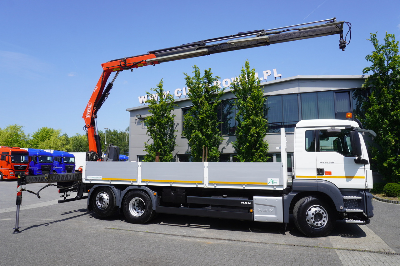 MAN TGS 26.360 Flatbed / Fassi F175 7.7 T / steered 3rd axle - Camión caja abierta, Camión grúa: foto 4 MAN TGS 26.360 Flatbed / Fassi F175 7.7 T / steered 3rd axle - Camión caja abierta, Camión grúa: foto 4