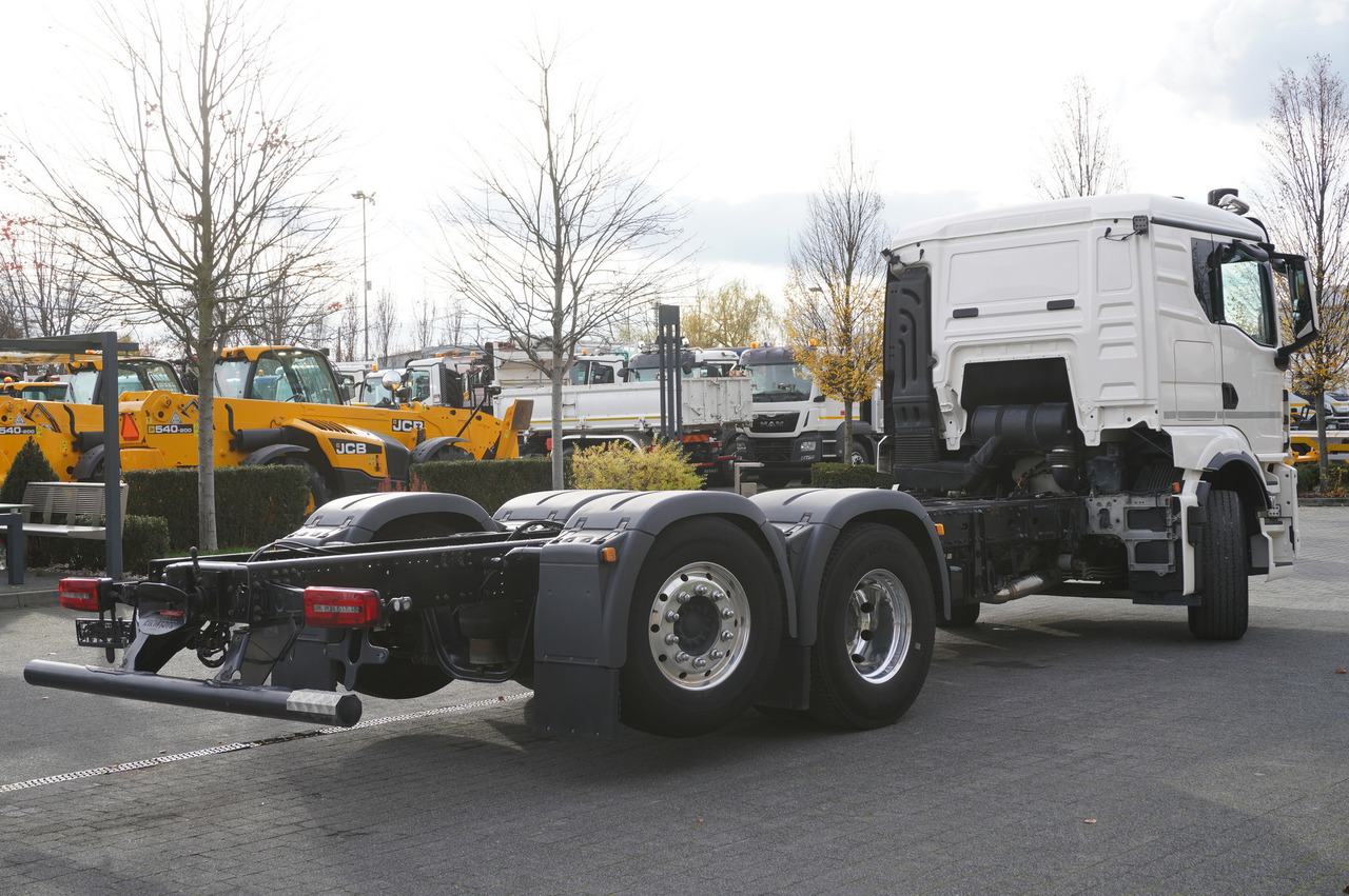 MAN TGS 26.510 6x4/4 Hydrodrive / Steering axle / Retarder / Sleeper cab - Camión chasis: foto 5 MAN TGS 26.510 6x4/4 Hydrodrive / Steering axle / Retarder / Sleeper cab - Camión chasis: foto 5