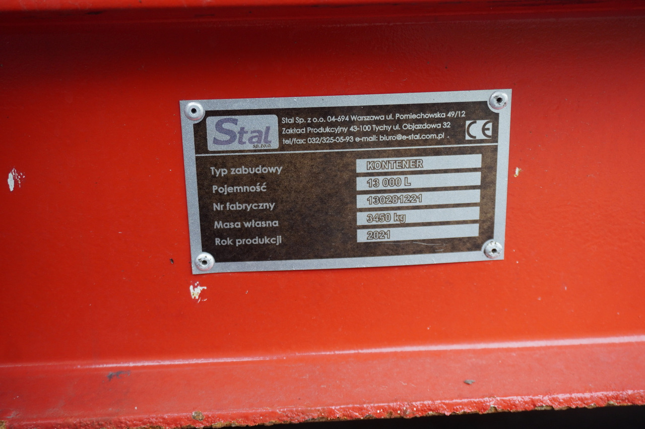 Camión cisterna MAN TGS 35.420 8×2 / NEW septic barrel 13000 L / 3 steered axles: foto 9