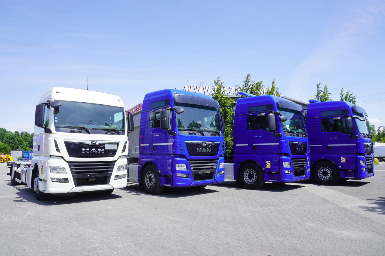 MAN TGX 18.430 / BDF / sleeping cab / 2021 / 4 units - Camión lona: foto 2 MAN TGX 18.430 / BDF / sleeping cab / 2021 / 4 units - Camión lona: foto 2