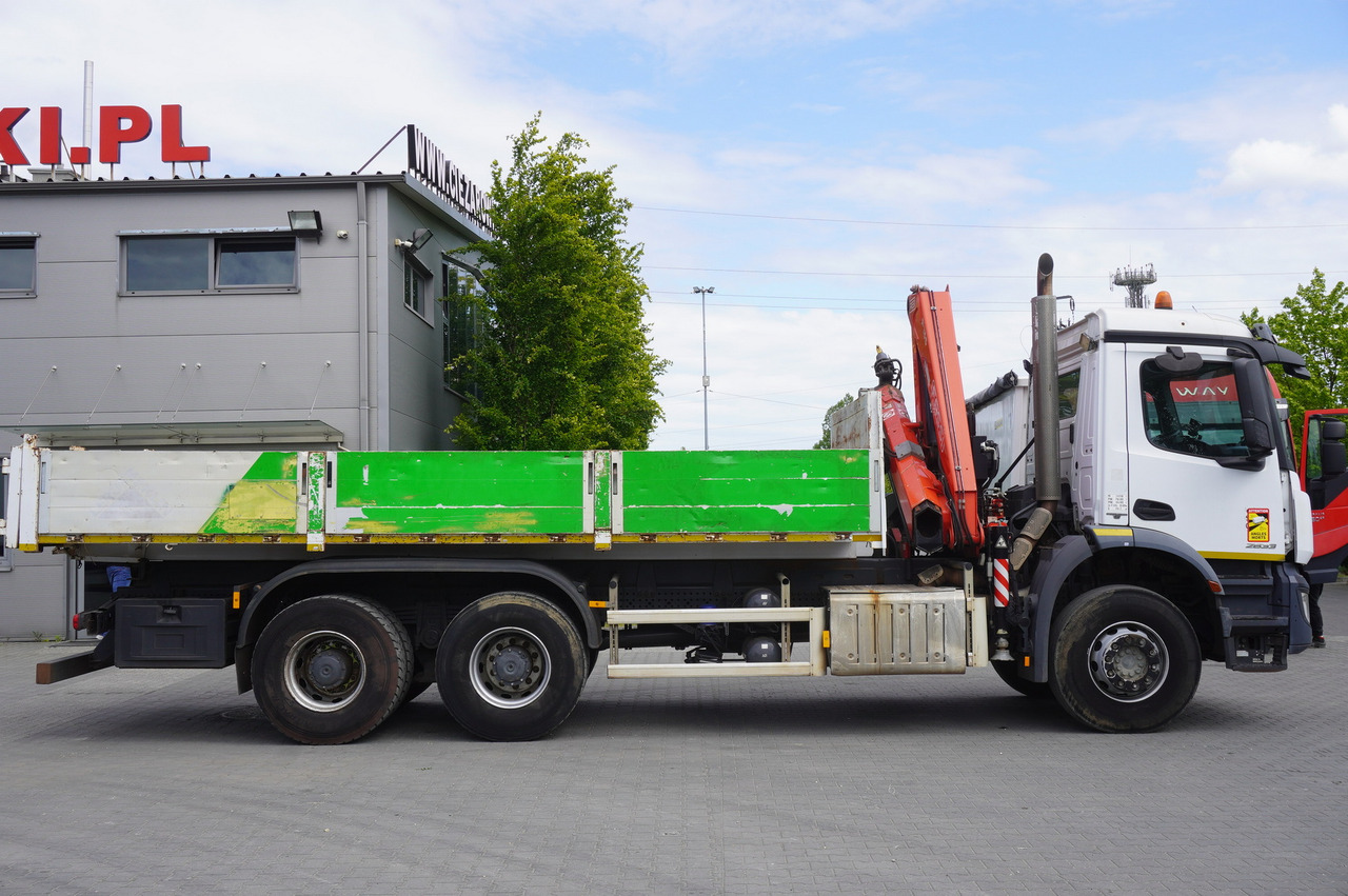 MERCEDES-BENZ AROCS 2633 6x4 / 5.5 T crane FASSI F135 / Tipper 15 EPAL - Camión caja abierta, Camión grúa: foto 5 MERCEDES-BENZ AROCS 2633 6x4 / 5.5 T crane FASSI F135 / Tipper 15 EPAL - Camión caja abierta, Camión grúa: foto 5