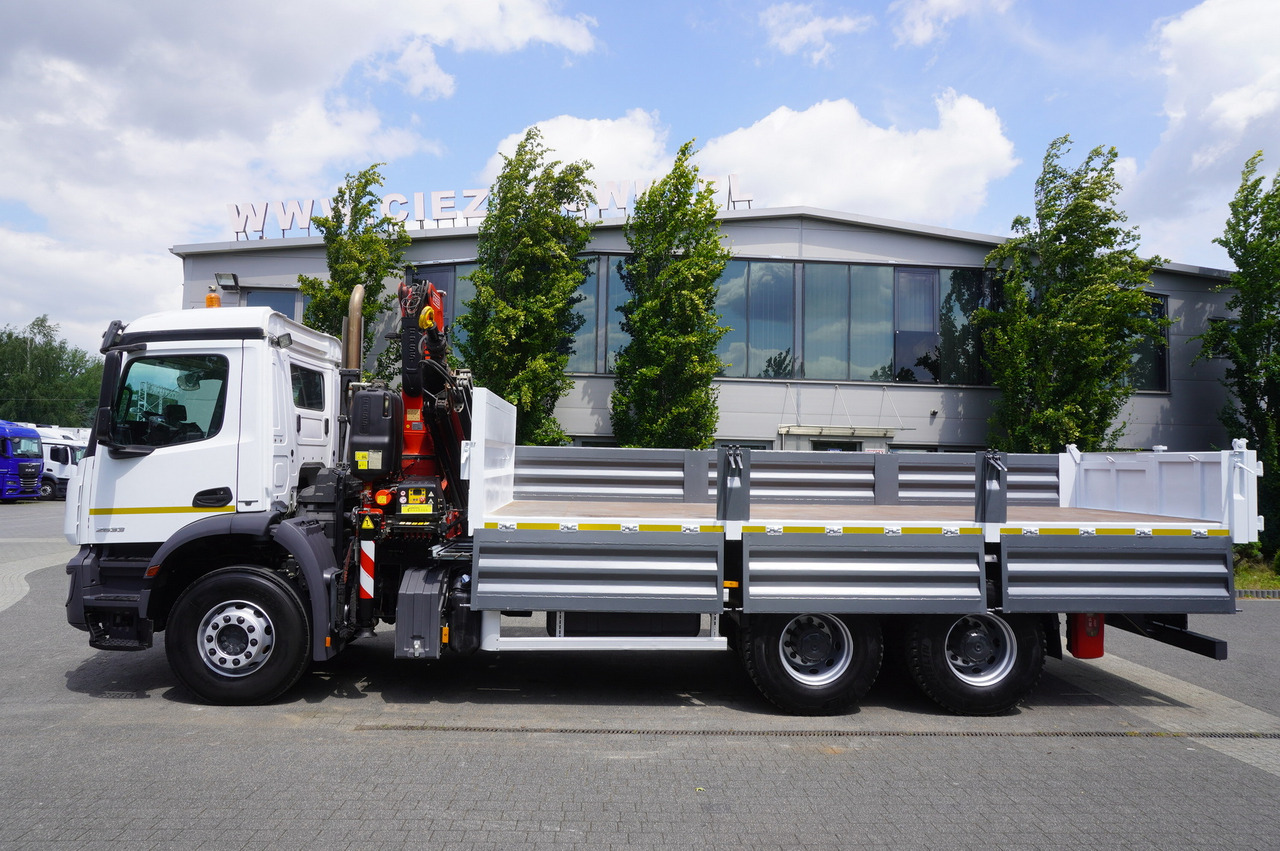 MERCEDES-BENZ AROCS 2633 6x4 / 5.5 T crane FASSI F135 / Tipper 15 EPAL - Camión volquete, Camión grúa: foto 4 MERCEDES-BENZ AROCS 2633 6x4 / 5.5 T crane FASSI F135 / Tipper 15 EPAL - Camión volquete, Camión grúa: foto 4