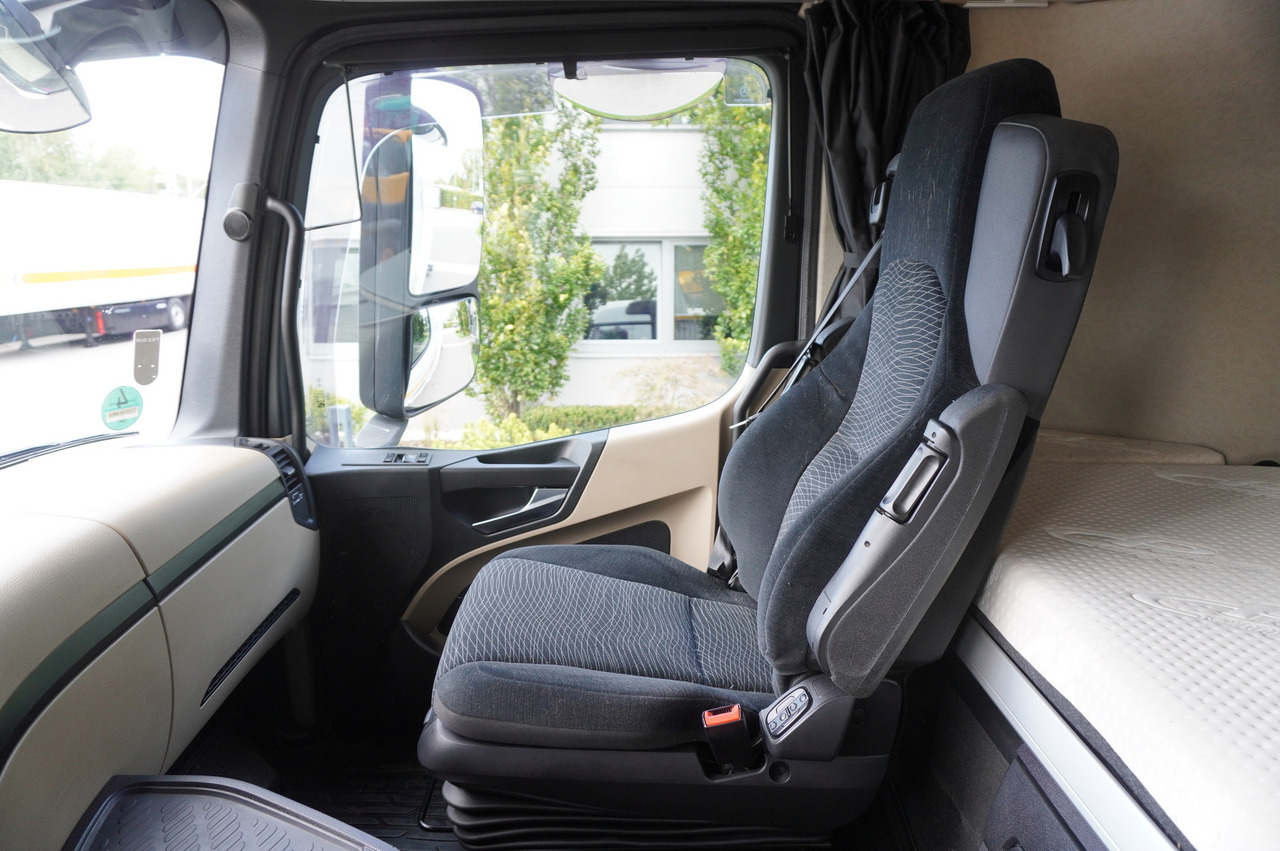Leasing de MERCEDES-BENZ Actros 1840 / NEW galvanized Tow truck 9.2 m / Sleeper cab MERCEDES-BENZ Actros 1840 / NEW galvanized Tow truck 9.2 m / Sleeper cab: foto 34