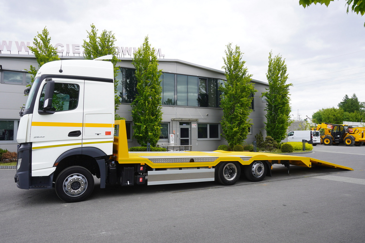 MERCEDES-BENZ Actros 2542 / NEW tow truck / steered 3rd axle - Camión portavehículos: foto 4 MERCEDES-BENZ Actros 2542 / NEW tow truck / steered 3rd axle - Camión portavehículos: foto 4