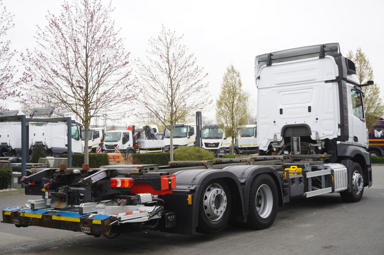 MERCEDES-BENZ Actros 2545 6×2 MP5 / ADR / several units - Camión portacontenedore/ Intercambiable: foto 3 MERCEDES-BENZ Actros 2545 6×2 MP5 / ADR / several units - Camión portacontenedore/ Intercambiable: foto 3