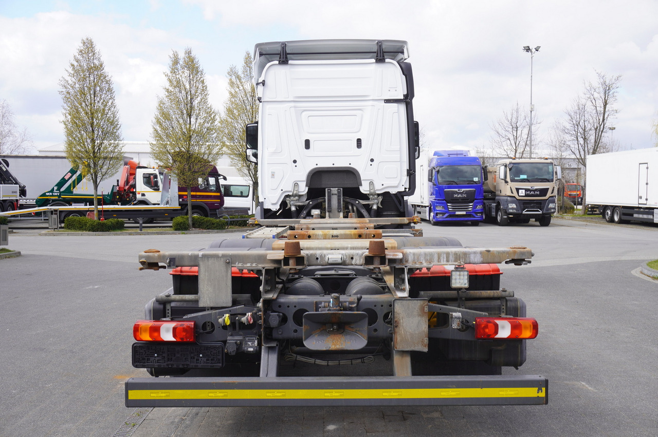 MERCEDES-BENZ Actros 2545 6×2 MP5 / ADR / several units - Camión portacontenedore/ Intercambiable: foto 4 MERCEDES-BENZ Actros 2545 6×2 MP5 / ADR / several units - Camión portacontenedore/ Intercambiable: foto 4