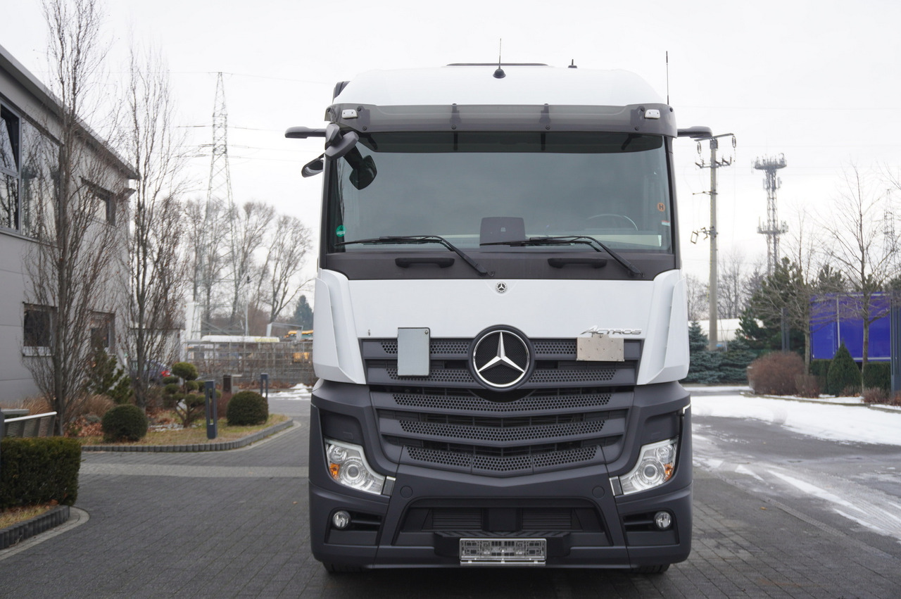MERCEDES-BENZ Actros 2545 / Zaibas meat hook refrigerator 18 EPAL / 2022 - Camión frigorífico: foto 5 MERCEDES-BENZ Actros 2545 / Zaibas meat hook refrigerator 18 EPAL / 2022 - Camión frigorífico: foto 5