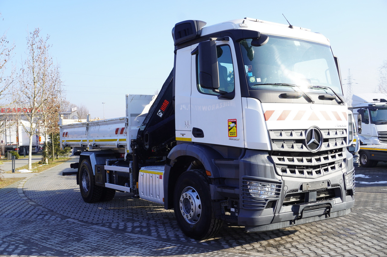 Camión grúa, Camión grúa MERCEDES-BENZ Arocs 1833 / 87,000 km!!! / Hds HIAB X-DUO 128 B-2 / three-sided tipper: foto 7