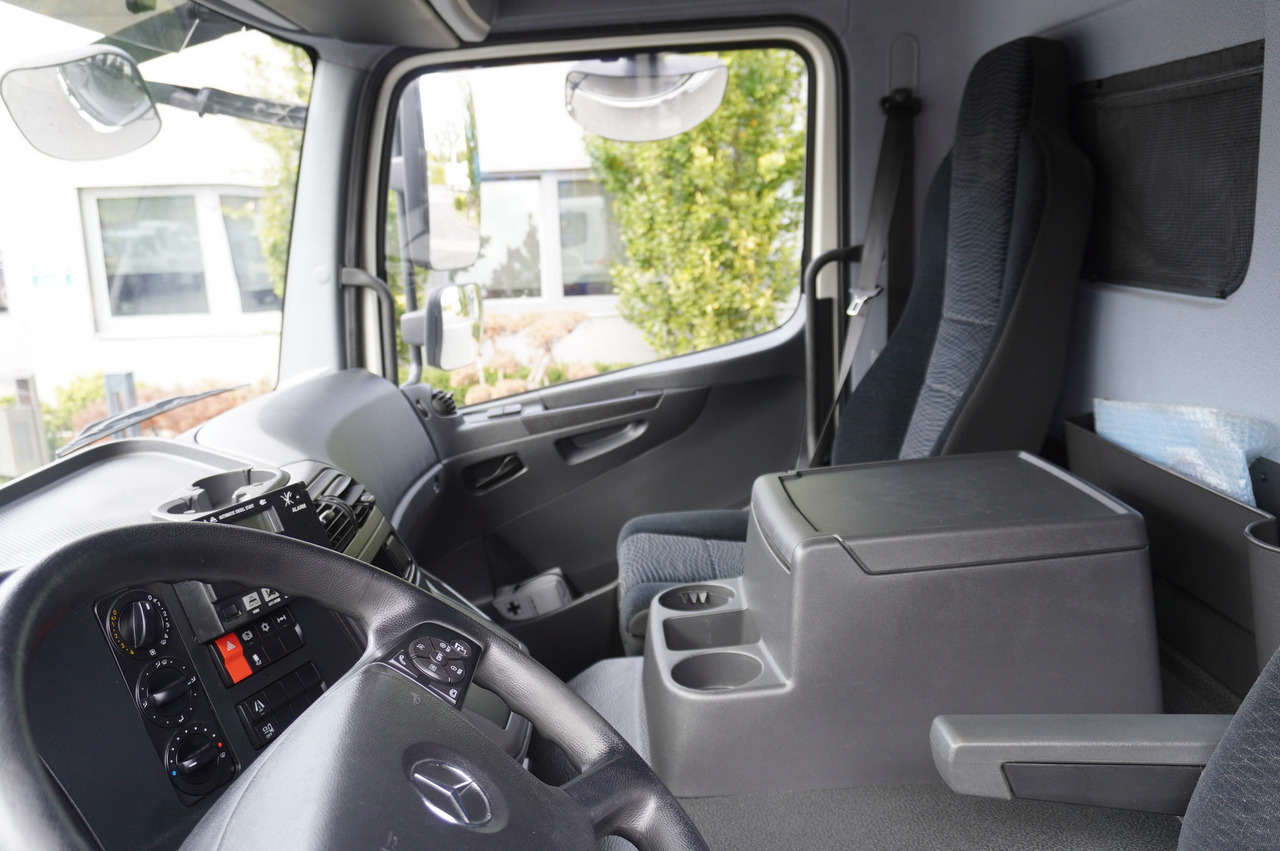 Camión frigorífico MERCEDES-BENZ Atego 1530 E6 Lamberet refrigerated truck 17 pallets / load capacity 7t: foto 17 Camión frigorífico MERCEDES-BENZ Atego 1530 E6 Lamberet refrigerated truck 17 pallets / load capacity 7t: foto 17