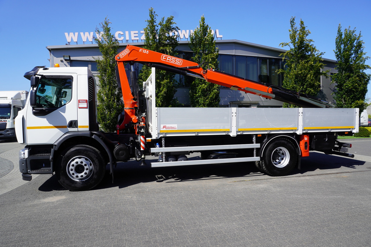 RENAULT C280 DTI 8 / FASSI crane 5.6 T / range 8 m / Flatbed 15 EPAL - Camión caja abierta, Camión grúa: foto 4 RENAULT C280 DTI 8 / FASSI crane 5.6 T / range 8 m / Flatbed 15 EPAL - Camión caja abierta, Camión grúa: foto 4