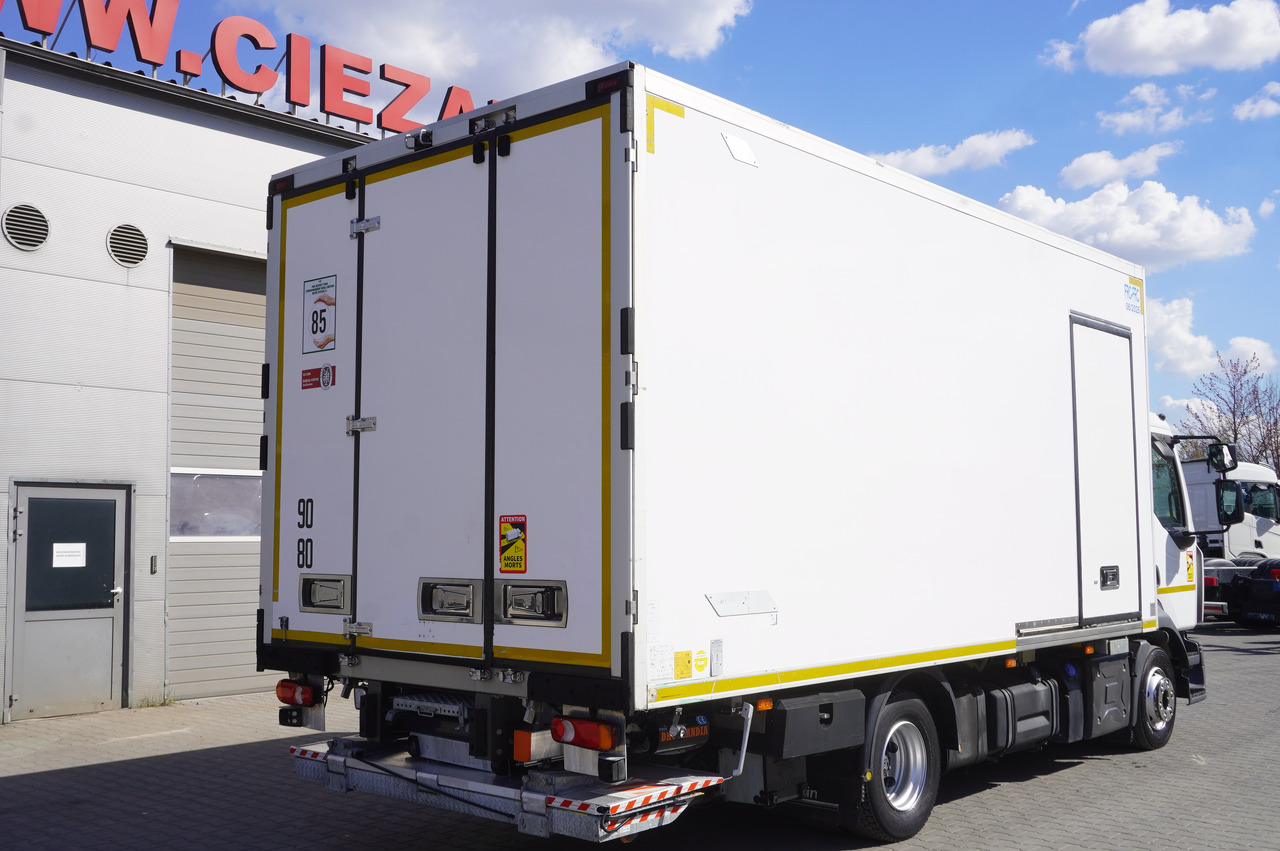 RENAULT D12 / Lamberet refrigerated truck / Dhollandia tail lift 1500 kg / 130 thousand km !! - Camión frigorífico: foto 3 RENAULT D12 / Lamberet refrigerated truck / Dhollandia tail lift 1500 kg / 130 thousand km !! - Camión frigorífico: foto 3