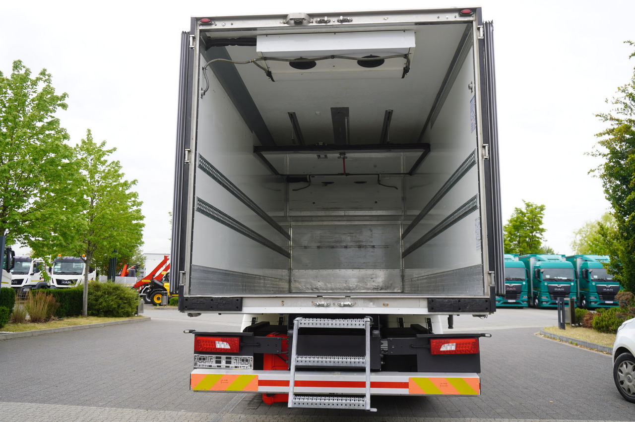 SCANIA R500 / Lecapitaine refrigerator / Carrier Supra 950 / steered 3rd axle - Camión frigorífico: foto 4 SCANIA R500 / Lecapitaine refrigerator / Carrier Supra 950 / steered 3rd axle - Camión frigorífico: foto 4