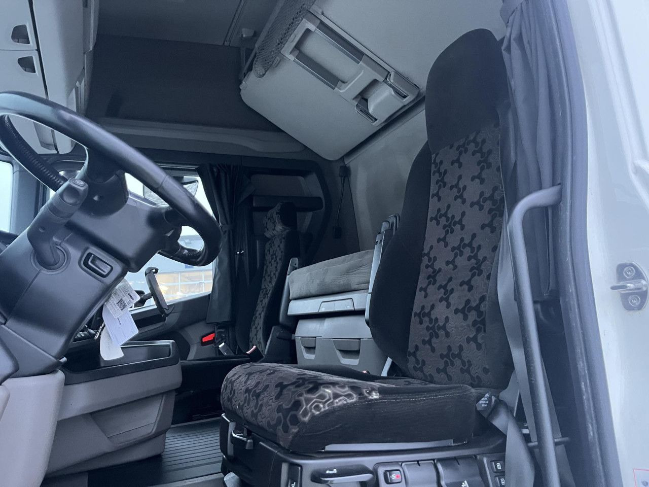 Camión chasis SCANIA R500 / Truck chassis / Retarder / Sleeper cab: foto 6