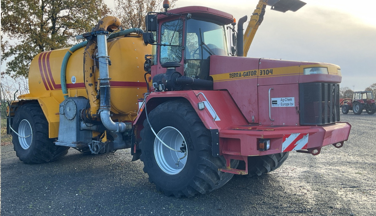 TERRA-GATOR TG 3104 Self-propelled liquid manure spreader - Esparcidor de estiércol: foto 4 TERRA-GATOR TG 3104 Self-propelled liquid manure spreader - Esparcidor de estiércol: foto 4