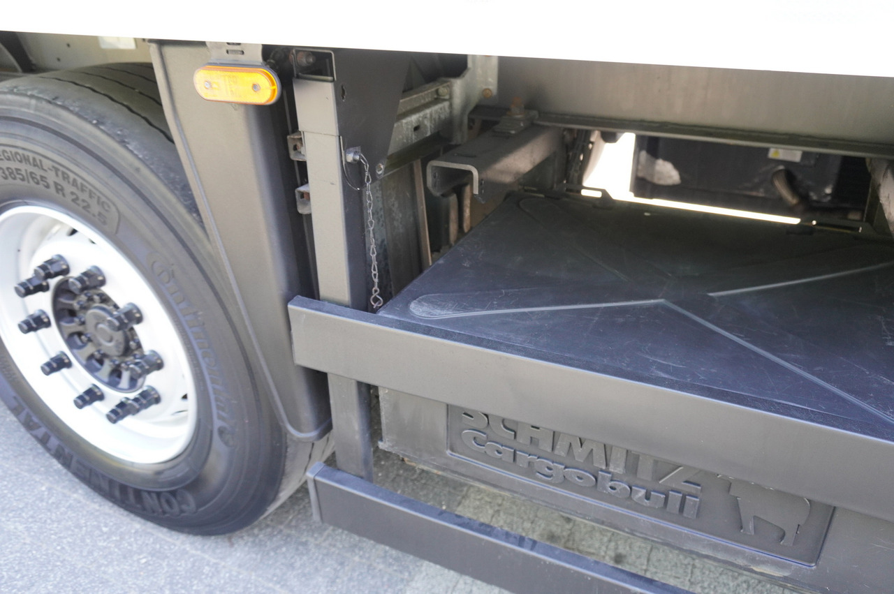 Camión frigorífico VOLVO FH 440 E5 6×2 Schmitz Refrigerator – pass-through Set 38 pallets: foto 16