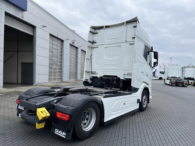 DAF XG+ 480 FT TraXon Intarder Standklima 2 x Tank - Cabeza tractora: foto 4 DAF XG+ 480 FT TraXon Intarder Standklima 2 x Tank - Cabeza tractora: foto 4