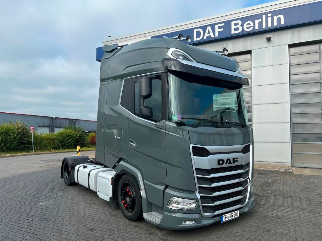 DAF XG+ 530 FT Low Deck Standklima Retarder 2xTank - Cabeza tractora: foto 1 DAF XG+ 530 FT Low Deck Standklima Retarder 2xTank - Cabeza tractora: foto 1
