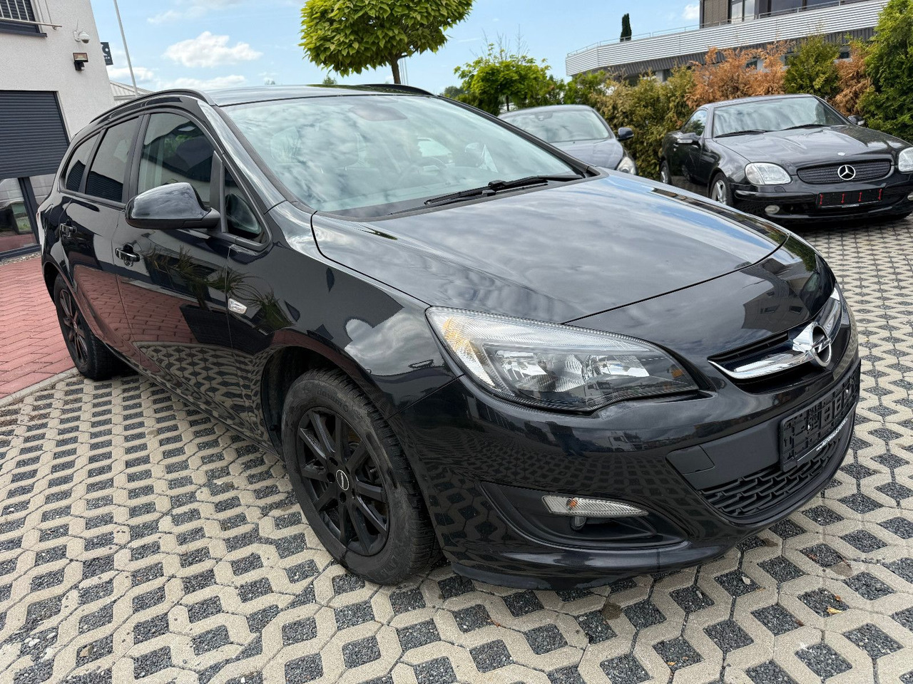 Opel Astra Sports Tourer 2.0 CDTI Sport 1 Hand - Coche: foto 3 Opel Astra Sports Tourer 2.0 CDTI Sport 1 Hand - Coche: foto 3