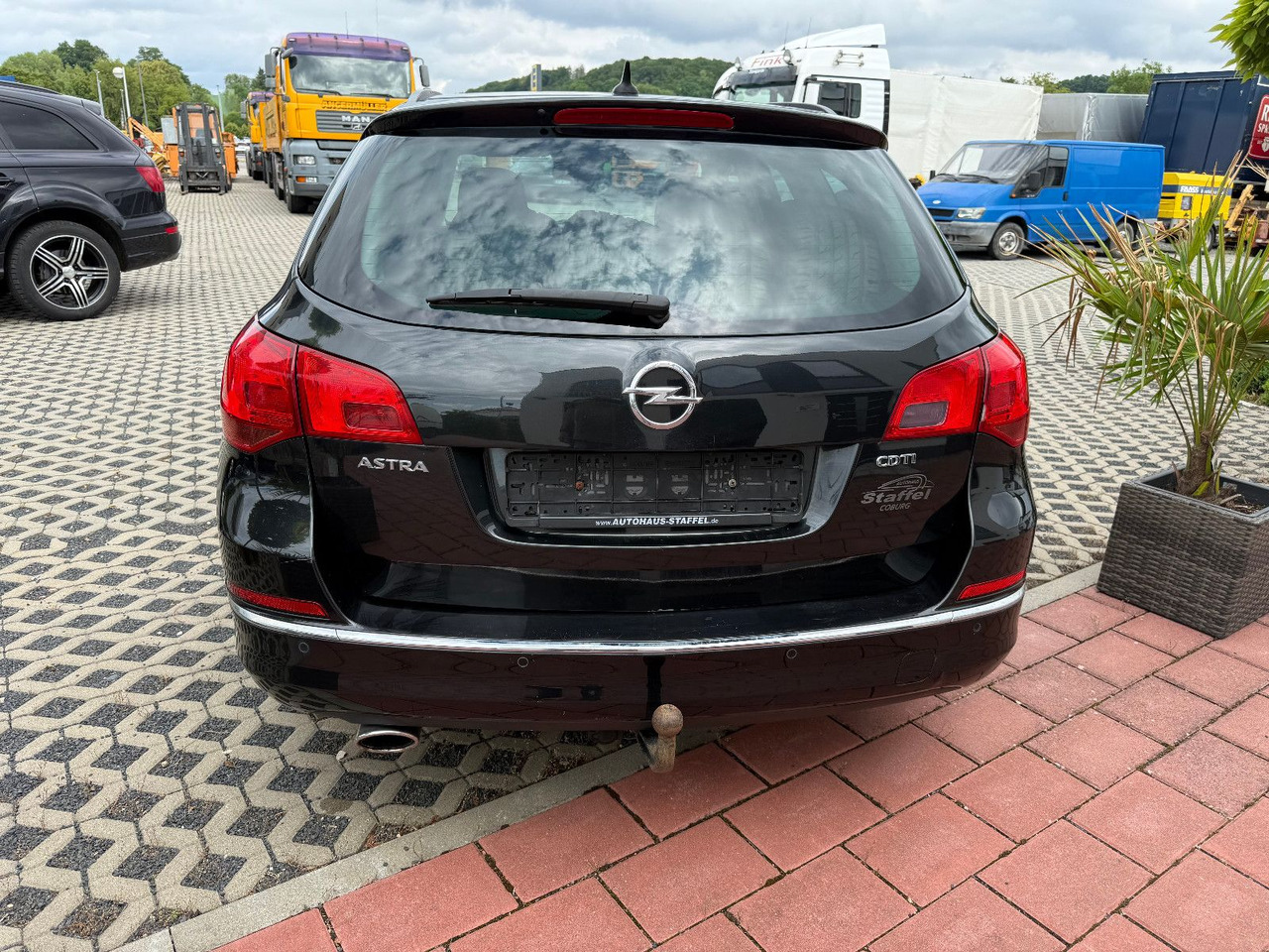 Opel Astra Sports Tourer 2.0 CDTI Sport 1 Hand - Coche: foto 4 Opel Astra Sports Tourer 2.0 CDTI Sport 1 Hand - Coche: foto 4