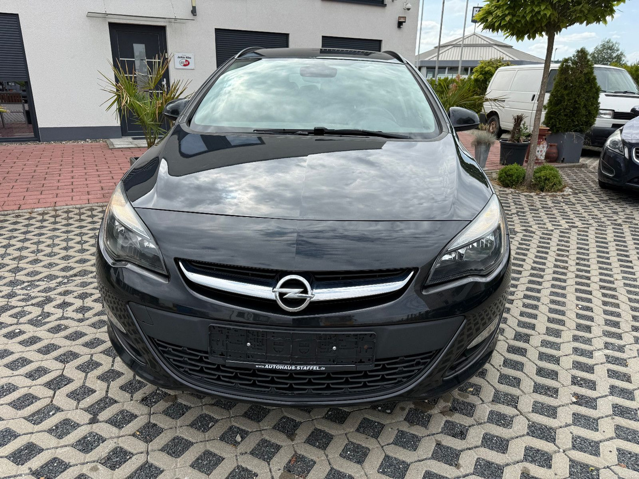 Opel Astra Sports Tourer 2.0 CDTI Sport 1 Hand - Coche: foto 2 Opel Astra Sports Tourer 2.0 CDTI Sport 1 Hand - Coche: foto 2