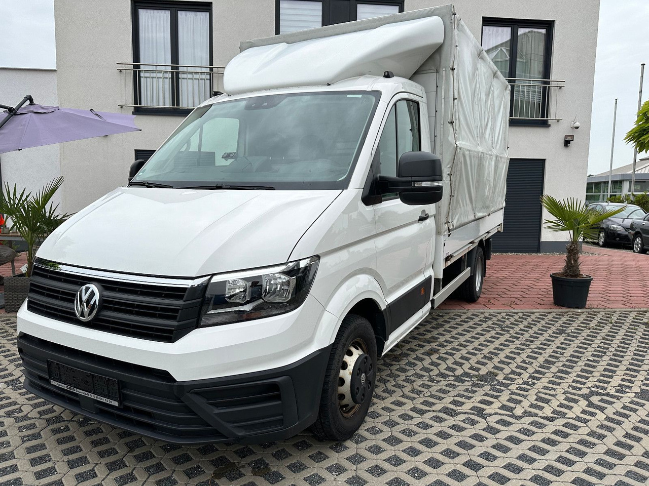 Volkswagen Crafter 50 Pritsche Plane 5-Tonne Volkswagen Crafter 50 Pritsche Plane 5-Tonne - Furgoneta con lona: foto 2 Volkswagen Crafter 50 Pritsche Plane 5-Tonne Volkswagen Crafter 50 Pritsche Plane 5-Tonne - Furgoneta con lona: foto 2