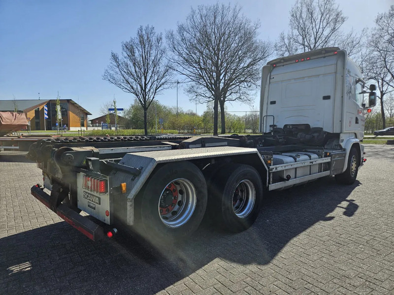 Scania R520 6X2 Retarder King o/t Road V8 - Camión portacontenedore/ Intercambiable: foto 3 Scania R520 6X2 Retarder King o/t Road V8 - Camión portacontenedore/ Intercambiable: foto 3