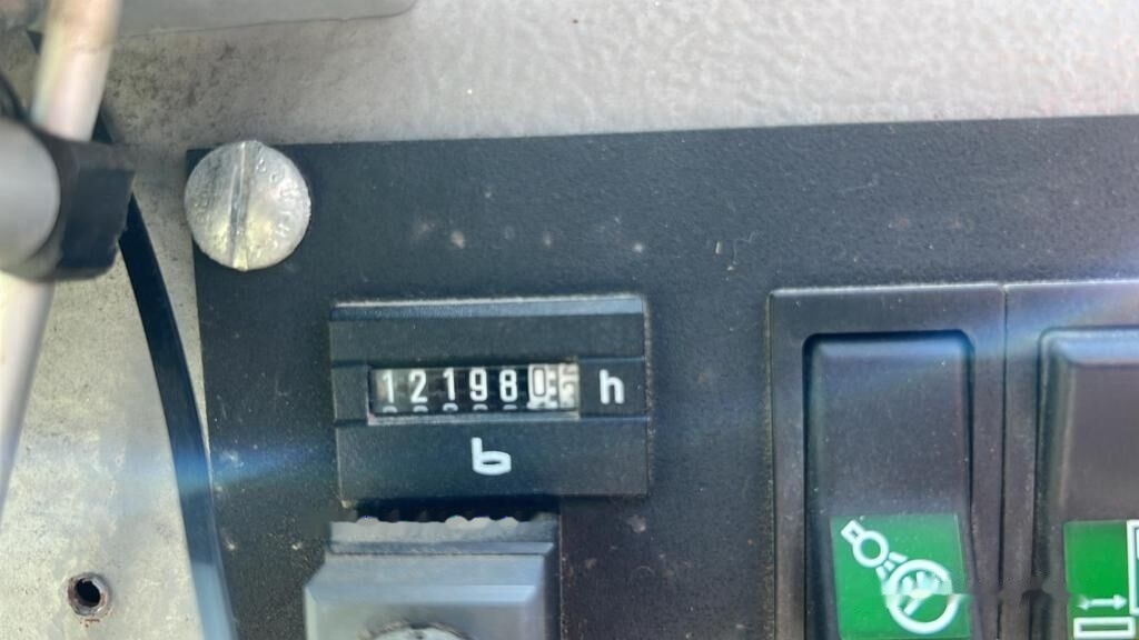 Leasing de Liebherr LTM 1220 5.2 Liebherr LTM 1220 5.2: foto 14 Leasing de Liebherr LTM 1220 5.2 Liebherr LTM 1220 5.2: foto 14