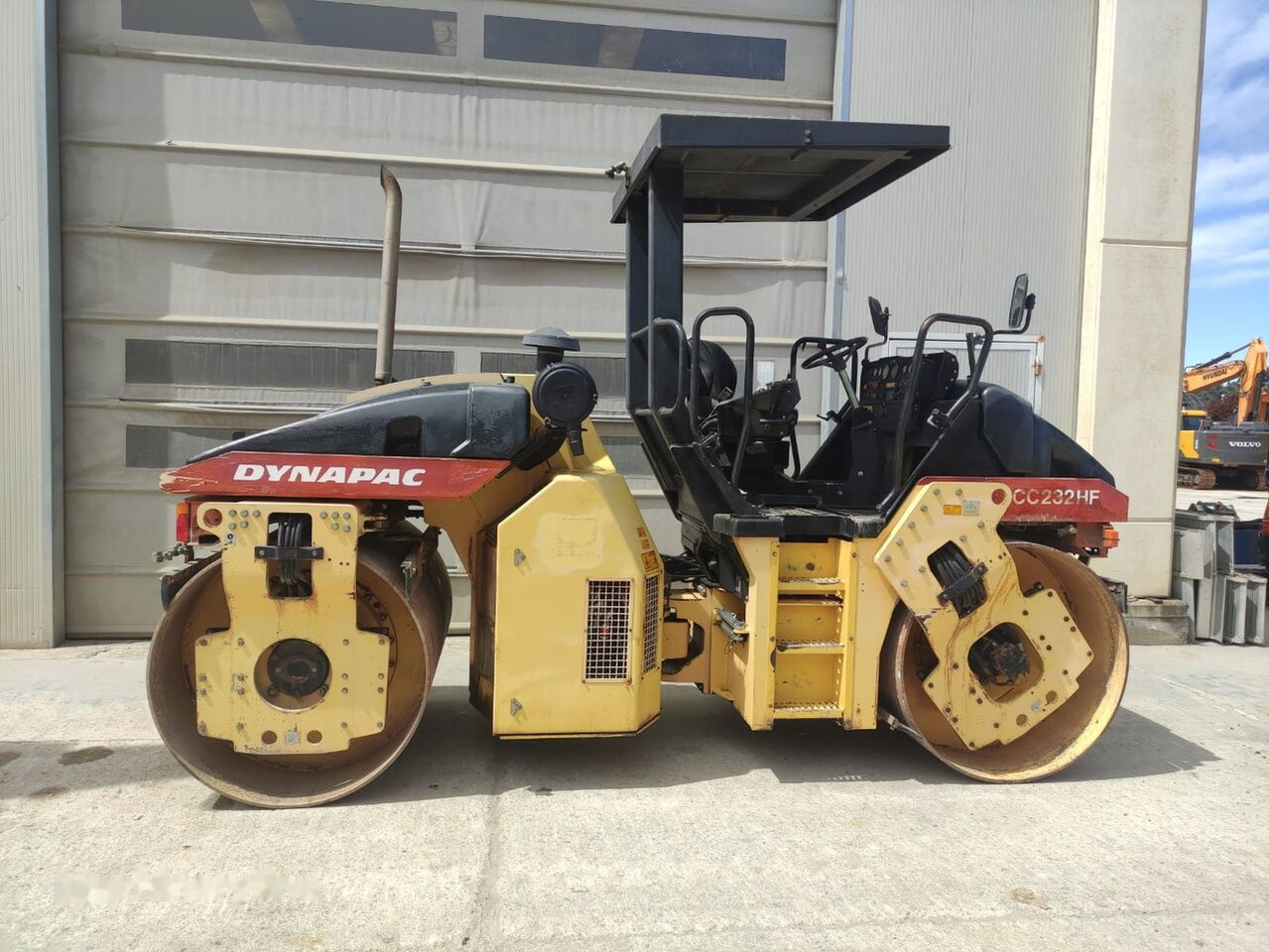 Dynapac CC232HF - Apisonadora de asfalto: foto 4 Dynapac CC232HF - Apisonadora de asfalto: foto 4