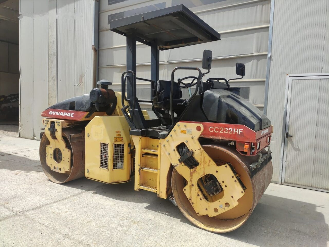 Dynapac CC232HF - Apisonadora de asfalto: foto 2 Dynapac CC232HF - Apisonadora de asfalto: foto 2