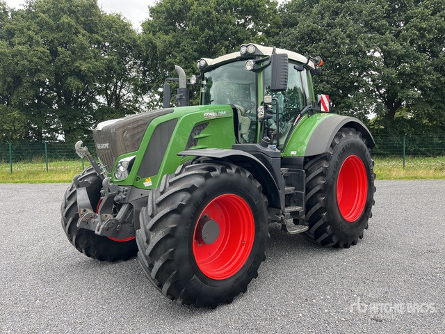 2020 Fendt 824 Vario Profi Plus 4WD Tractor - Tractor: foto 2 2020 Fendt 824 Vario Profi Plus 4WD Tractor - Tractor: foto 2