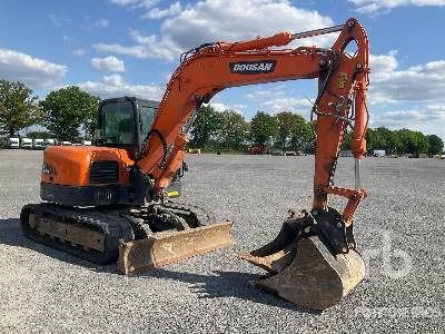 DOOSAN DX85R-3 - Excavadora de cadenas: foto 4 DOOSAN DX85R-3 - Excavadora de cadenas: foto 4