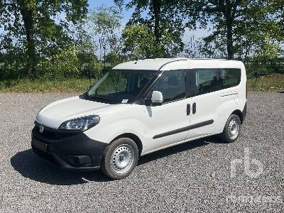 FIAT DOBLO 1.4-16V M - Furgón: foto 1 FIAT DOBLO 1.4-16V M - Furgón: foto 1